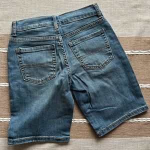 Brand NWT Boys’ Size 6 adjustable waistband denim shorts.
